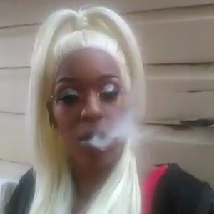 Meet your Posher, Lacole